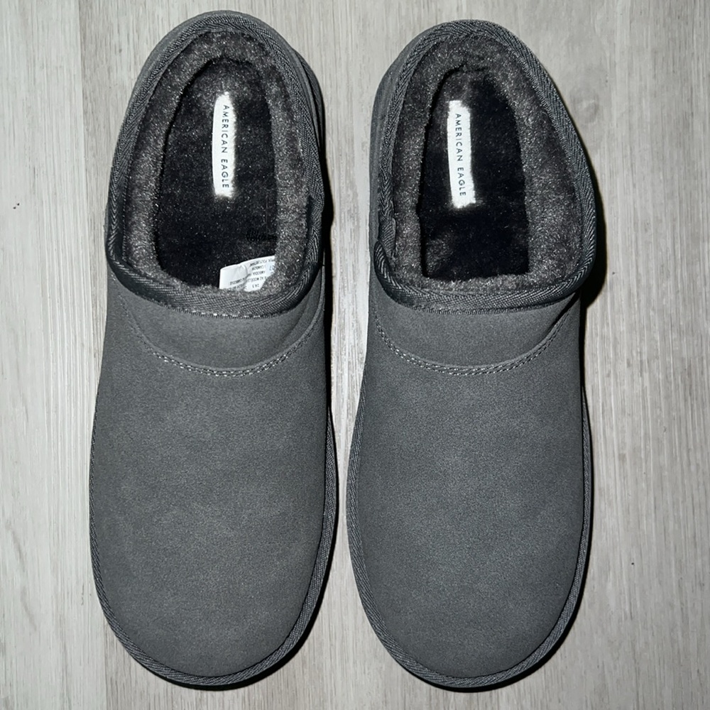 NWT AE The Hangout Slip-On Slippers - Picture 8 of 10